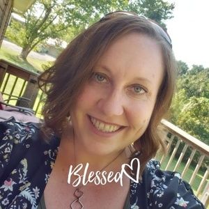 Meet your Posher, Stacy